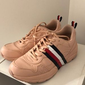 Tommy Hilfiger pink sneakers